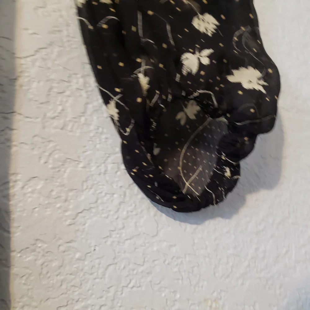 Baum und Pferdgarten Sheer Whimsigoth Floral Midi Dress Smocked Waist Size 10 - Picture 5 of 10